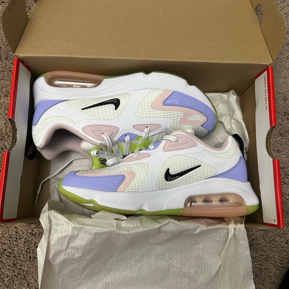 Nike Air Max 200